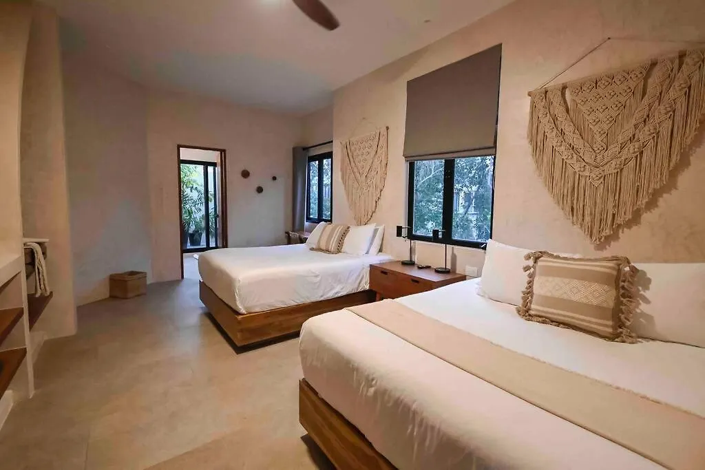 Casa Kuk, Stylish, Beach At 5 Min, Pool, Concierge Tulum